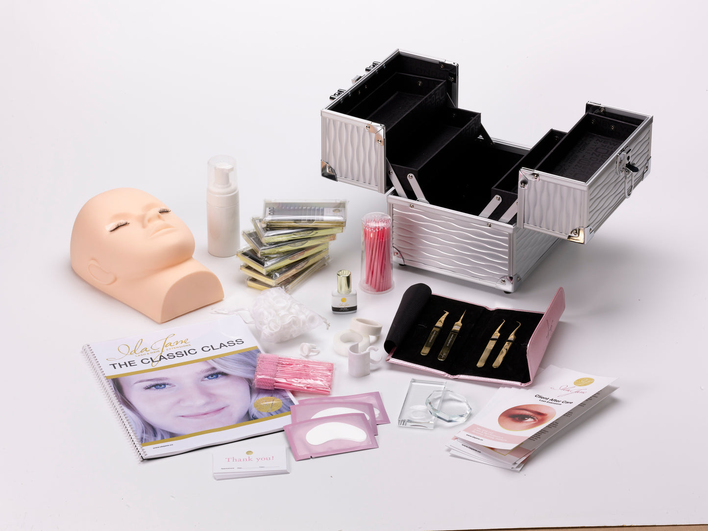 Lash Pro Launch Bundle – Classic & Volume Training & Marketing Course